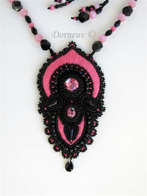 Collier Brod Clara Dorneuv Cr Ations Bead Embroidered Pendant