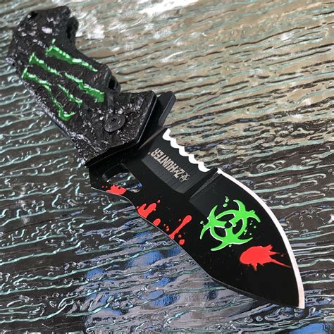 775 Zombie Hunter Apocalypse Biohazard Green Claw Pocket Knife