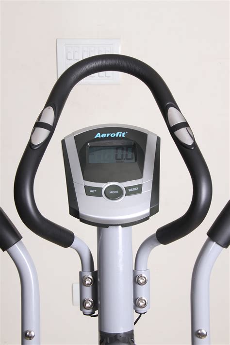 Buy Af Es Elliptical Cross Trainer Ns Online Aerofit