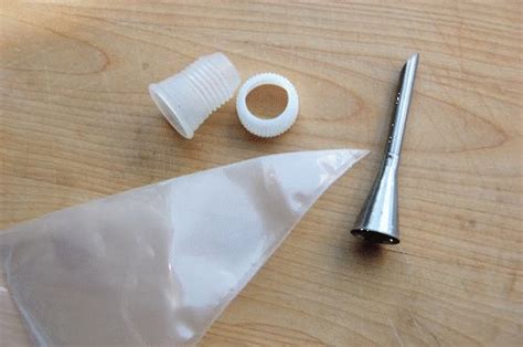 How To Assemble A Pastry Bag On Make A 