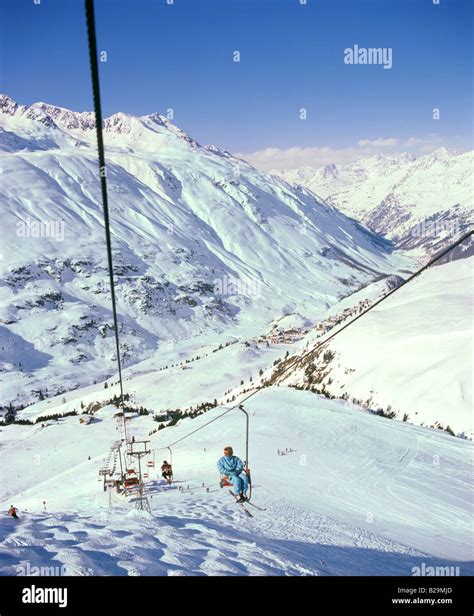 Obergurgl ski lifts hi-res stock photography and images - Alamy