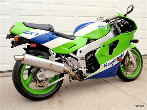 1989 Kawasaki ZXR750 Reduced Effect Moto ZombDrive