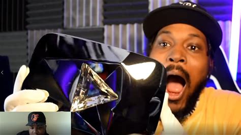 Coryxkenshin Returns And Announces He S Not Retiring From Youtube Shows Diamond Play Button