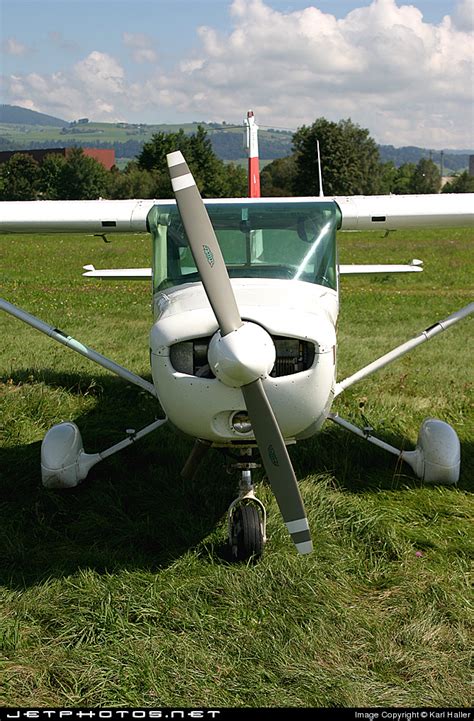 Hb Cfw Reims Cessna F Ii Flugschule Eichenberger Karl Haller