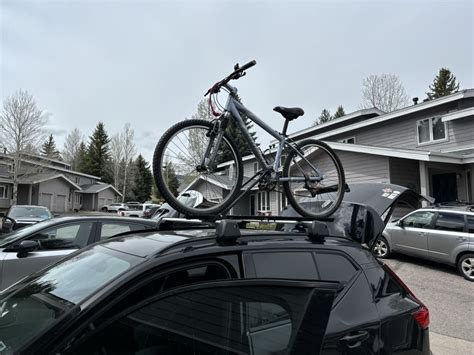 Swagman Upright Bike Rack For Bike Roof Rack Crossbars Frame