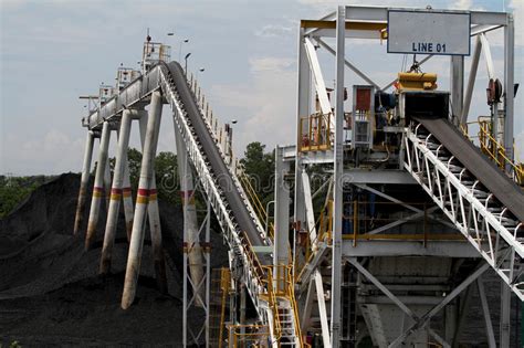 Coal conveyor Belt stock image. Image of conveyor, newcastle - 15190445