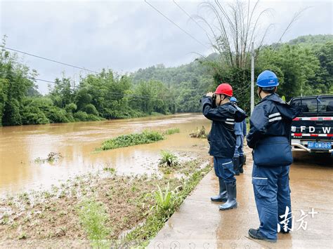 韶关供电局已启动防风防汛Ⅳ级响应，迎战强降雨设备人员吴焘