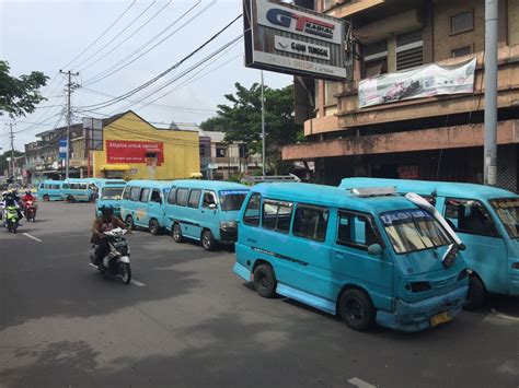 Angkutan Umum Di Makassar Mogok Kompas Id