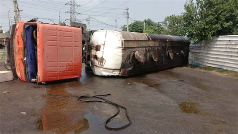 60 Yr Old Crushed To Death As Oil Tanker Overturns In Ludhiana