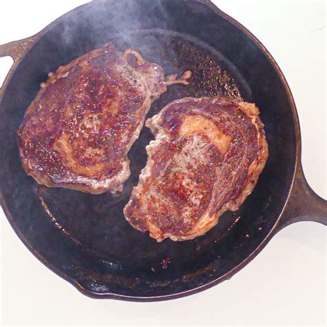 How To Perfectly Cook Steak In A Cast Iron Skillet