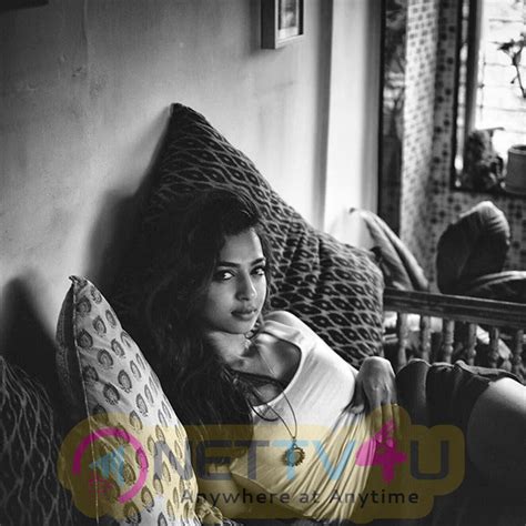 Actress Radhika Apte Hot Images 565522 Galleries HD Images