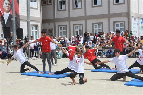 Sarıçam Geçici Barınma Merkezinde 19 Mayıs Atatürkü Anma Gençlik ve