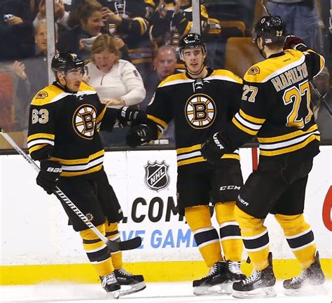 Bruins' Brad Marchand Might Be Battling Injury