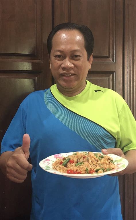 14 Random Dishes Ahmad Maslan Has Cooked Including Durian Goreng Telur