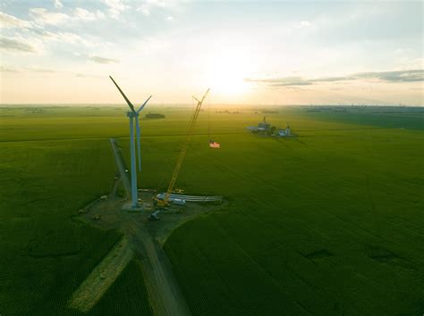 Watch an Indiana wind farm get repowered