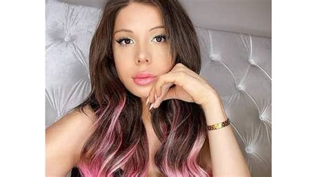 Blaire White A Deep Dive Into Her Life And Career Fastread News Info