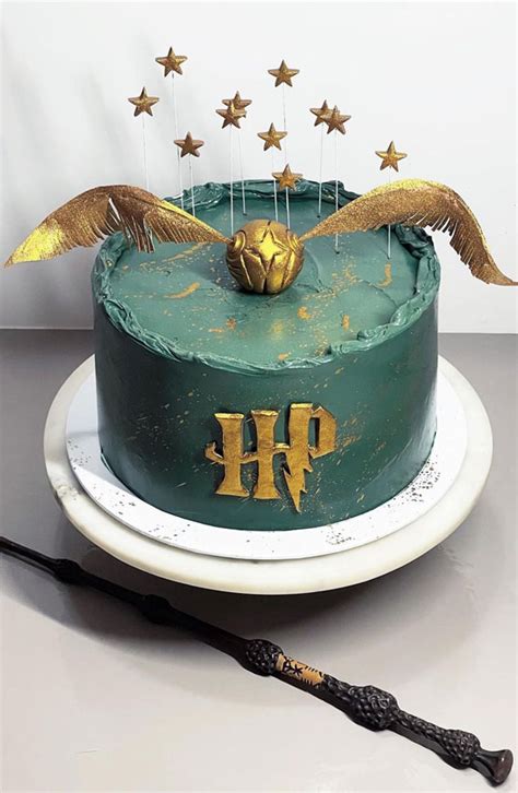 40 The Magical Harry Potter Cake Ideas Deep Green Harry Potter Cake