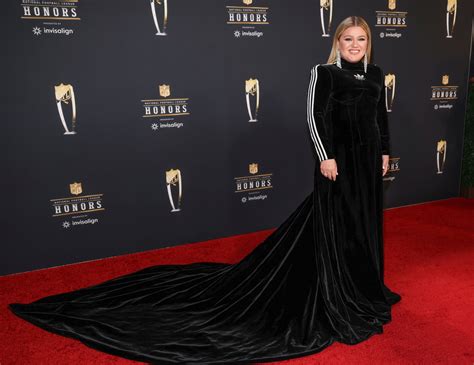 NFL Honors Red Carpet 2023 Arrivals Photos, Live Updates