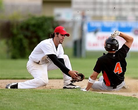 ballplayer, sports helmet, baseball, clothing, baseball - Sport