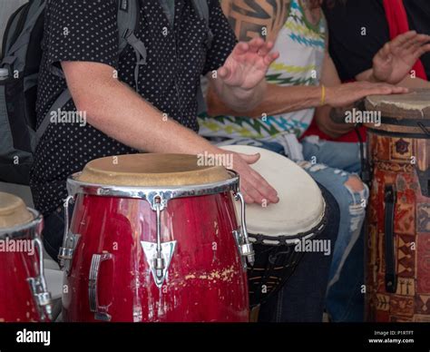 Conga drum players hi-res stock photography and images - Alamy