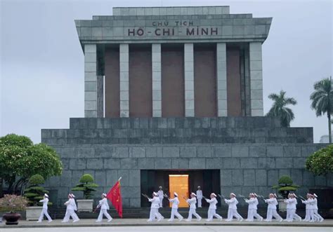 Hanoi Ho Chi Minh mausoleum - One of the MUST-GO places in Vietnam