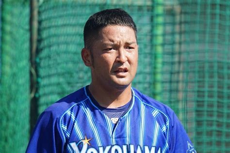 ソフトバンクfa移籍の嶺井博希が培った勝負師の技術。プロ9年目で“勝てる捕手”の才能が開花 The Digest