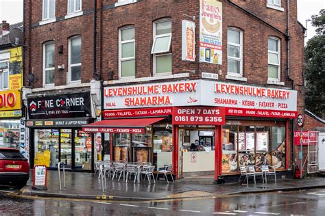 How to Reach Manchester M12 6JH via Bus, Train, or Light Rail 13