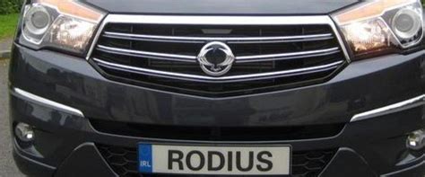 ssangyong rodius colors  sri lanka zigwheels