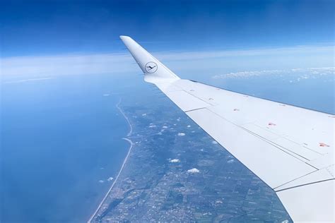 Avoid The Queues Liverpool Airport Tempts Travellers With Global