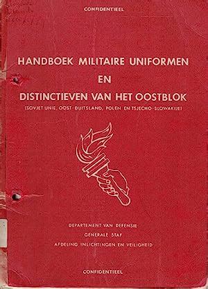 Handboek Militaire Uniformen En Distinctieven Van Het Oostblok By N N