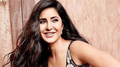 Katrina Kaif కత్రినా కైఫ్ ఇంత మందితో లవ్ ఎఫైర్ నడిపిందా మామూల్ది