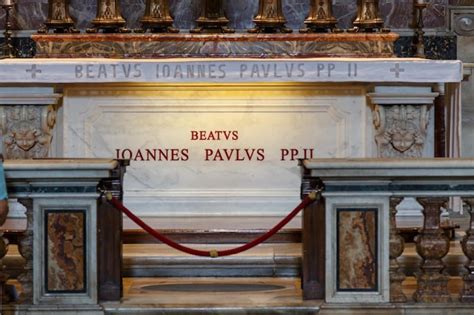 Premium Photo Tomb Of Pope John Paul Ii