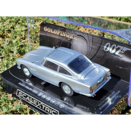 Scalextric C4436 James Bond Aston Martin DB5 Goldfinger