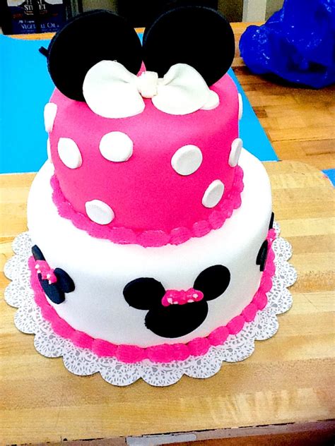 Hector S Custom Cakes Minnie Mouse Theme