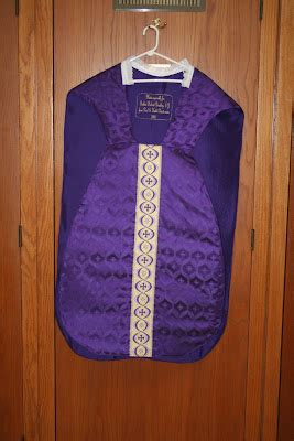 Sew Keeli Chic: Liturgical Vestments for the Traditional Latin Mass