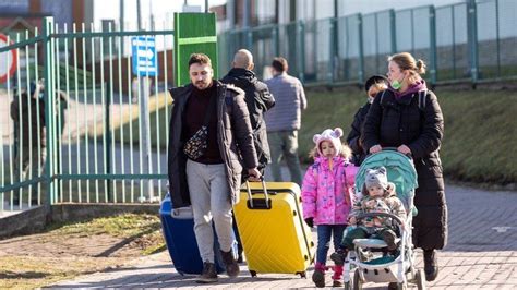 Ukrainian Refugees To Leave Edinburgh Cruise Ship Bbc News