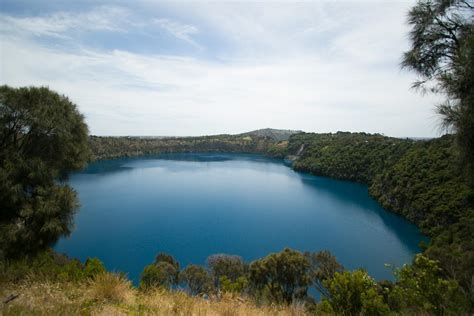 Mount Gambier Blue Lake, Australia : r/MostBeautiful