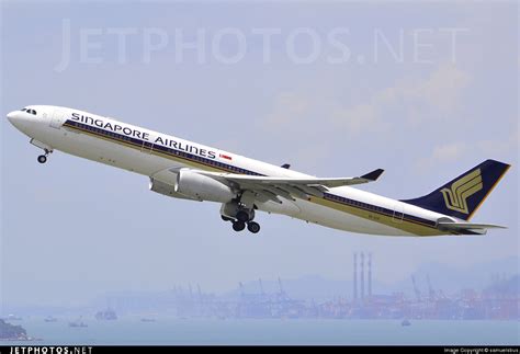 V Stf Airbus A Singapore Airlines Samuelsbus Jetphotos