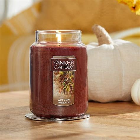 Yankee Candle Autumn Wreath Jar Candle - Drew & Jonathan