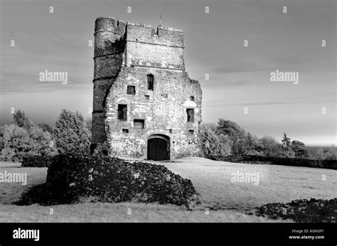 Donnington Castle Evening And Sunset Stock Photo Alamy