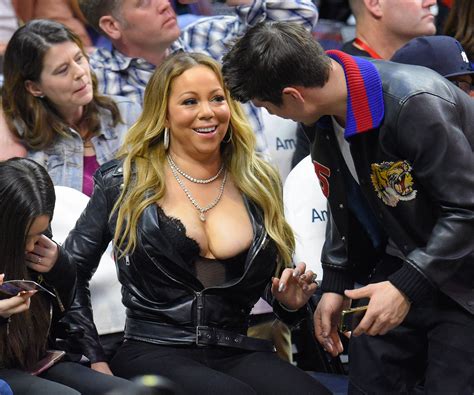 Mariah Carey Suffers Embarrassing Nip Slip