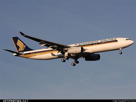 F WWKA Airbus A330 343 Singapore Airlines Yvan Panas JetPhotos