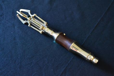 Sonic screwdriver, Doctor who screwdriver, Doctor who craft