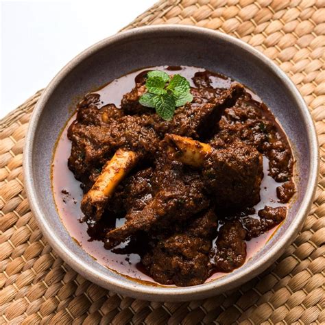 Mutton Curry With Coconut