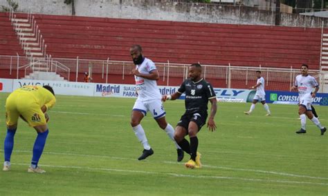 FUTEBOL Aruko sofre 3ª derrota consecutiva na 1ª Divsão O Fato Maringá