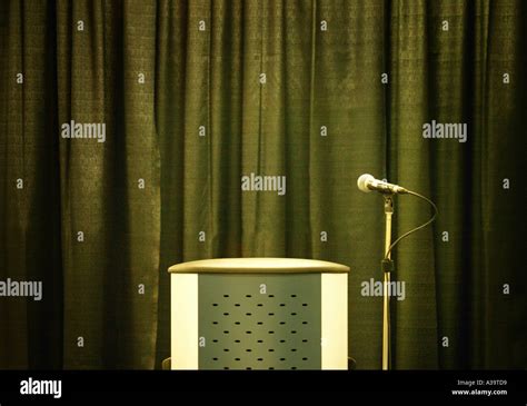 Rostrum Microphones Hi Res Stock Photography And Images Alamy