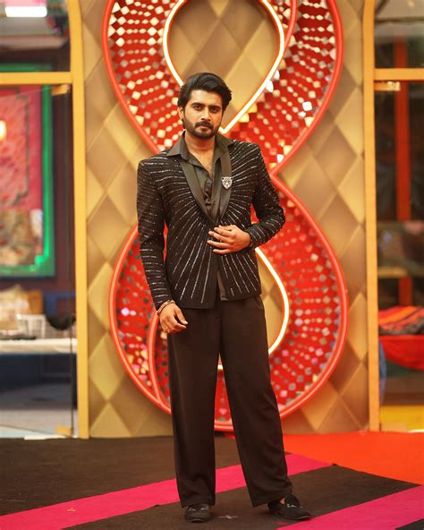 NIKHIL MALIYAKKAL (NM) | "Nikhil Maliyakkal beautifully captures the