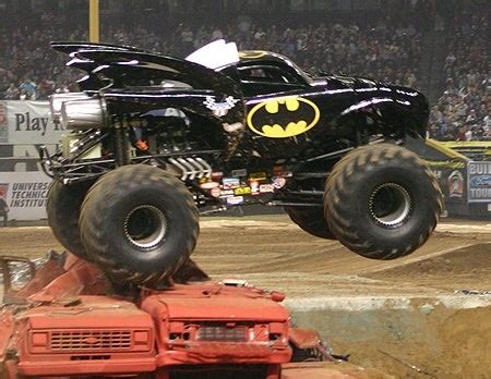 Insane Rides: Batman Monster Truck - IGN