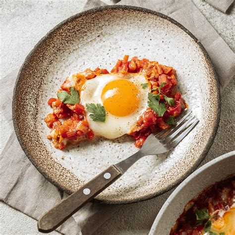 Easy And Traditional Shakshuka Recipe Your Desi Kitchen