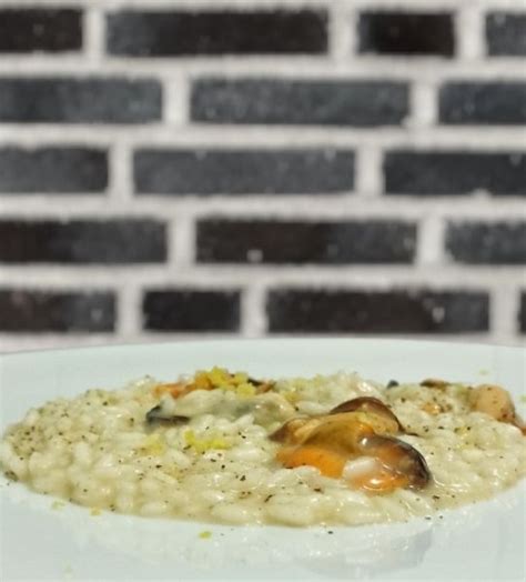 Risotto Cacio Pepe Cozze E Limone Al Ta Cucina Chef Vincenzo Campanale